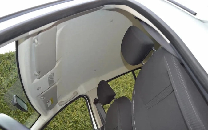 Dacia Sandero cena 33900 przebieg: 47000, rok produkcji 2017 z Radymno małe 742
